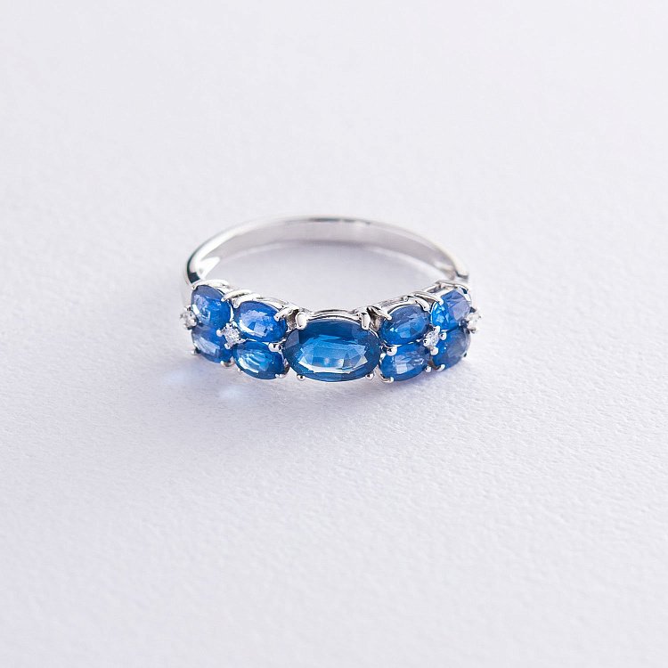 Золотое кольцо с сапфирами и бриллиантами R13015Saj Золотое кольцо с сапфирами и бриллиантами R13015Saj от ювелирного магазина Оникс