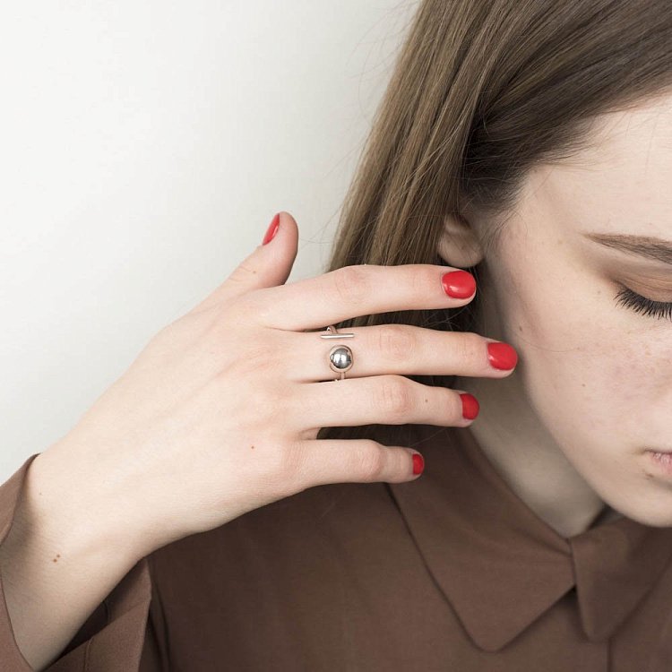 Серебряное кольцо без камней 112145 от ювелирного магазина Оникс - 3