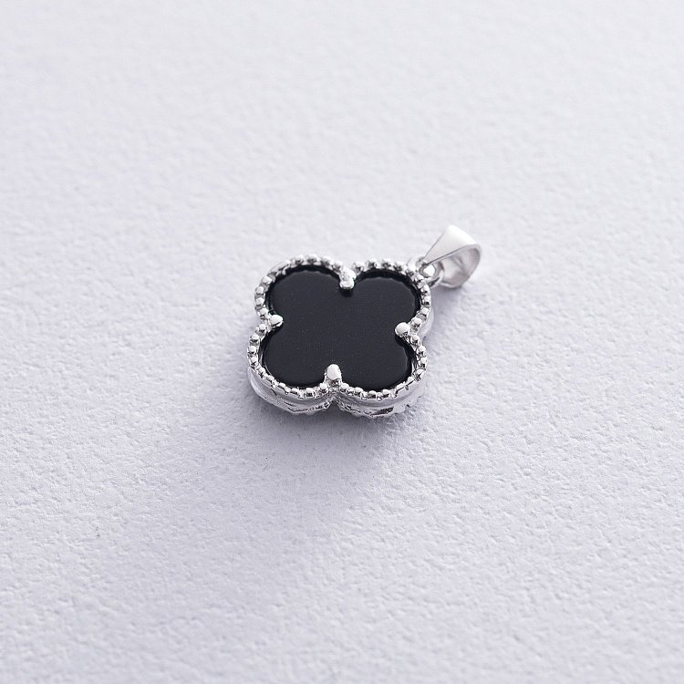 Срібна підвіска "Конюшина" з оніксом 132985 від ювелірного магазину Онікс