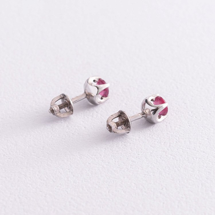 Серебряные серьги - пусеты с рубинами 2619/9р-RUB от ювелирного магазина Оникс - 3