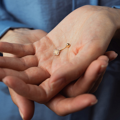 Золотий пірсинг у пупок "Конюшина" з фіанітами пир00261 №2