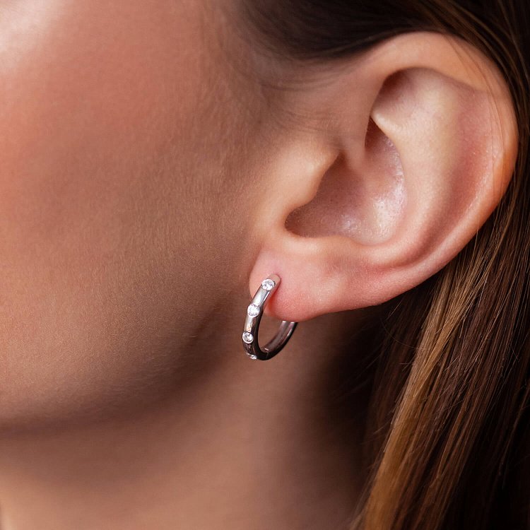 Серебряные серьги - кольца (фианиты) OR110510 от ювелирного магазина Оникс - 4