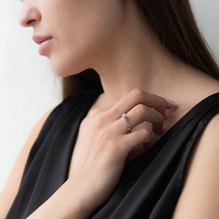 Золотое кольцо с бриллиантами кб0330lg от ювелирного магазина Оникс - 3