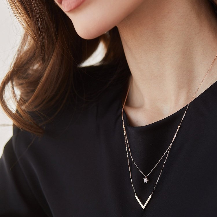 Золотое колье "Особенное" с фианитом кол01861 от ювелирного магазина Оникс - 3