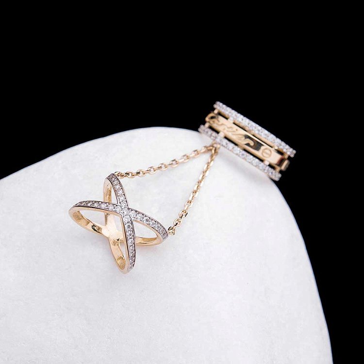 Золота каблучка на дві фаланги з фіанітами к03287 від ювелірного магазину Онікс - 2