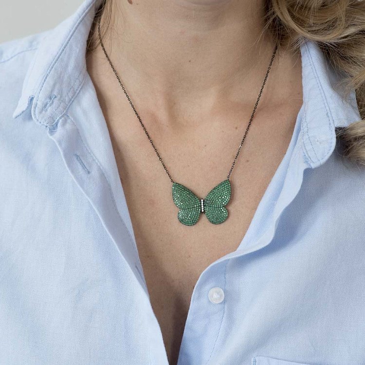 Срібне кольє "Метелик" з зеленими фіанітами 18563 від ювелірного магазину Онікс