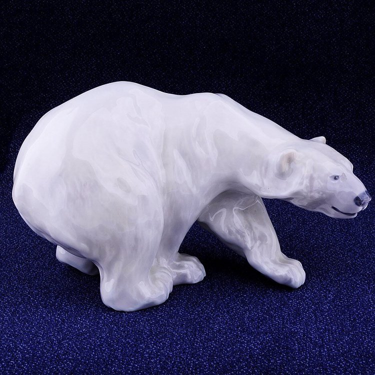 Фарфоровая статуэтка Royal Copenhagen стат389 от ювелирного магазина Оникс - 1