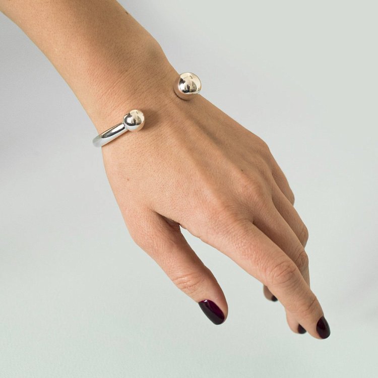 Браслет из серебра с шариками 141095 от ювелирного магазина Оникс