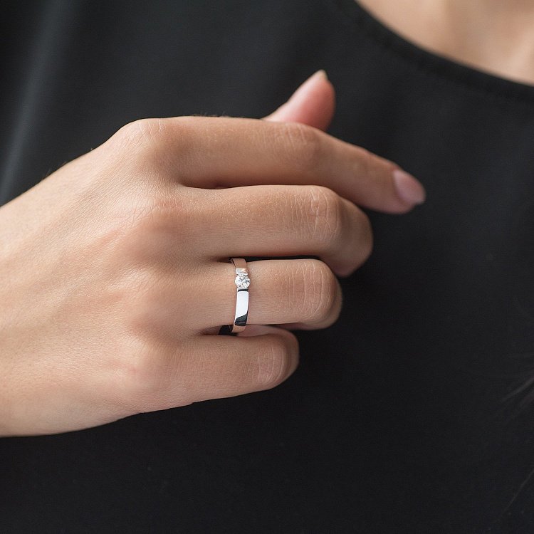 Золота каблучка з діамантом кб0296gch від ювелірного магазину Онікс - 1