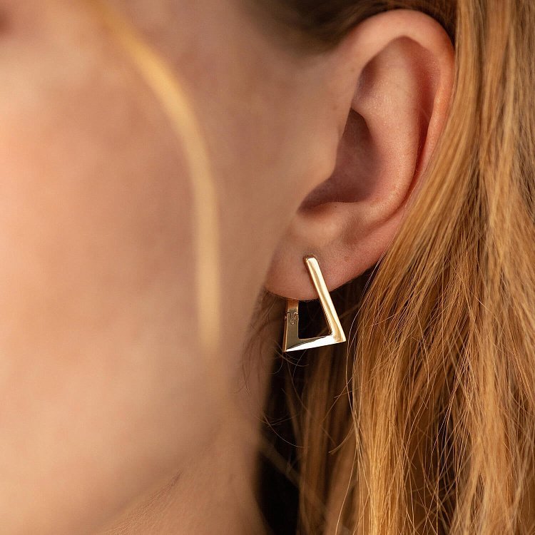 Сережки "Імпровізація" у жовтому золоті с07321 від ювелірного магазину Онікс - 2