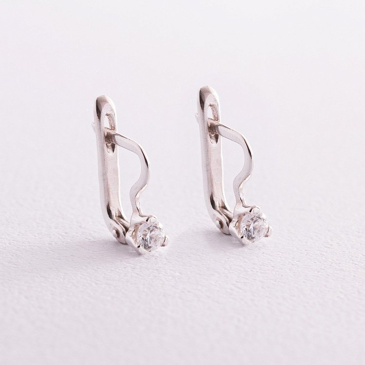 Срібні сережки з фіанітами 12580 від ювелірного магазину Онікс