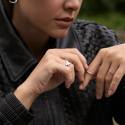 Серебряное кольцо "Сердечки" 7255 №9