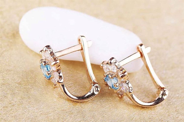 Сережки дитячі "Квіточки" (фіаніт) с00586 від ювелірного магазину Онікс - 2