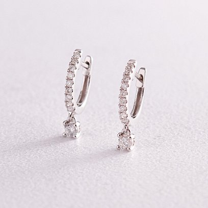 Золотые серьги с бриллиантами сб0180са