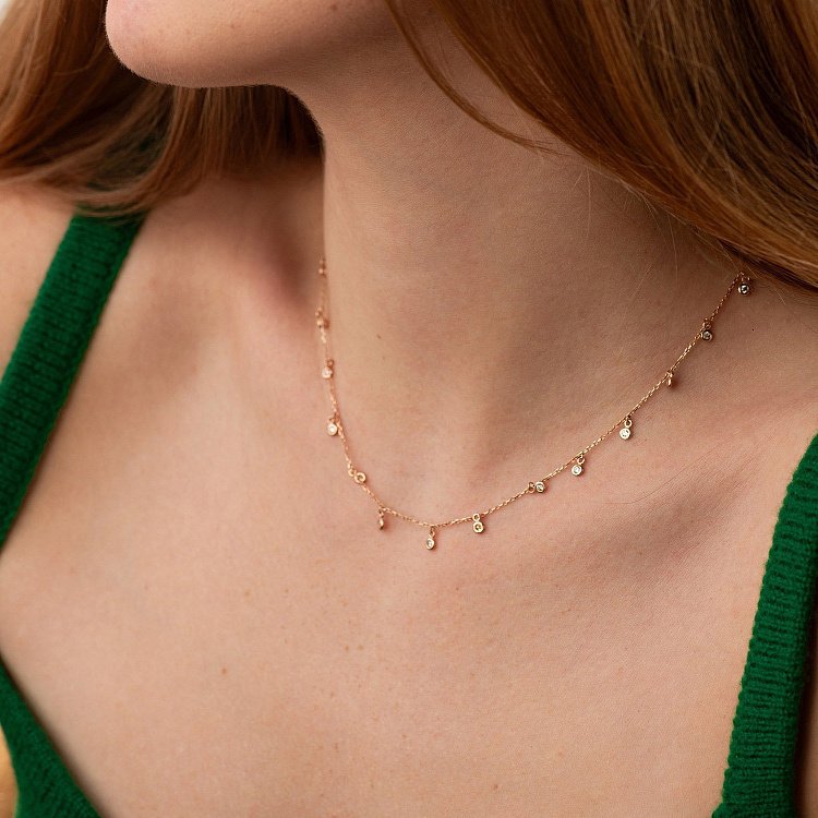 Золотое колье с фианитами кол01243 от ювелирного магазина Оникс - 2