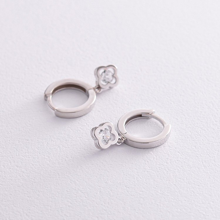 Серебряные серьги - кольца "Клевер" (фианиты) OR124010 от ювелирного магазина Оникс - 2