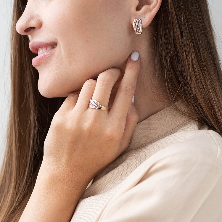 Золотые серьги на английской застежке с05794 - 1 Золотые серьги на английской застежке с05794 от ювелирного магазина Оникс - 1