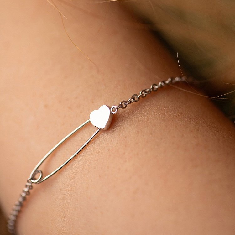 Браслет "Булавка с сердечком" в белом золоте б05446 от ювелирного магазина Оникс - 4