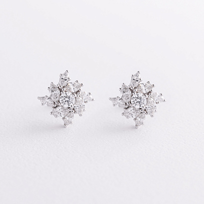 Золотые серьги - пусеты "Цветочки" с бриллиантами сб0563sm