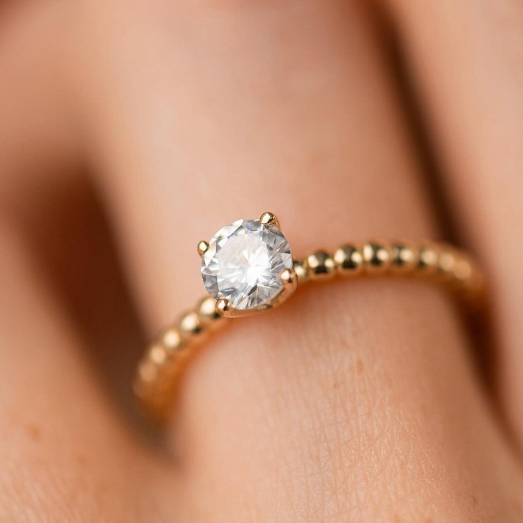 Помолвочное золотое кольцо с фианитом к08158 от ювелирного магазина Оникс - 3