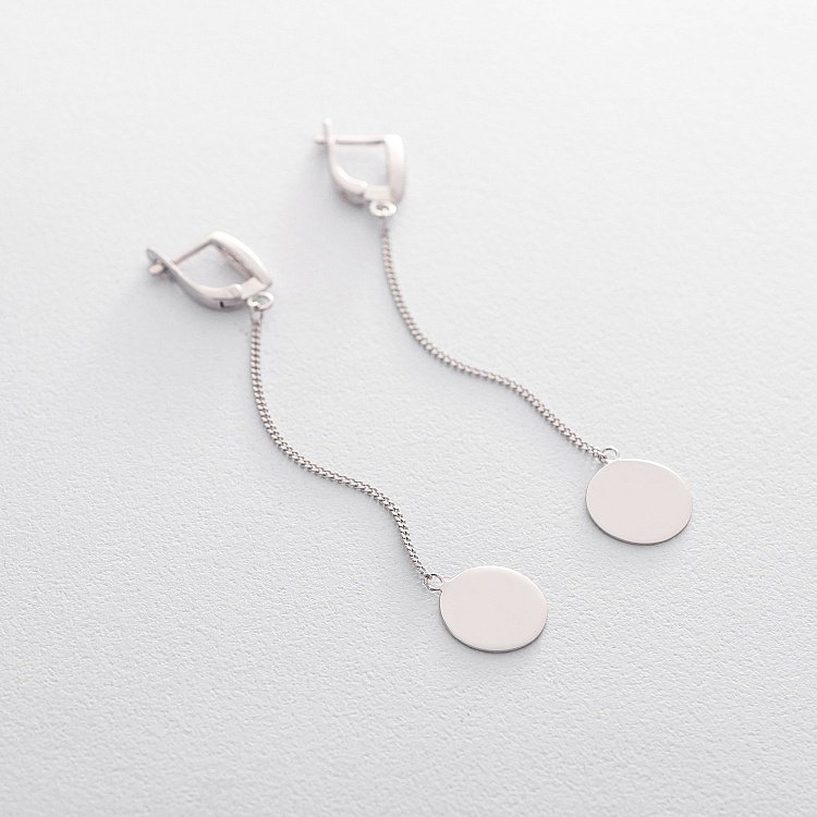 Серебряные серьги на цепочке 122396 от ювелирного магазина Оникс