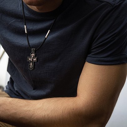 Срібний хрест "Розп'яття. Спаси і Збережи" на шнурку (ебенове дерево) 819 №2