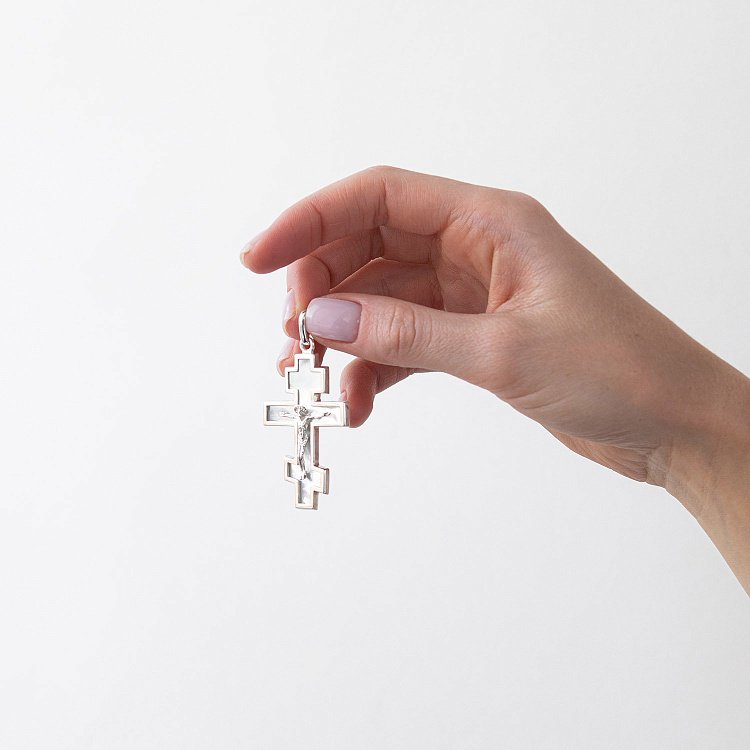 Срібний православний хрест з перламутром 131090 від ювелірного магазину Онікс - 1