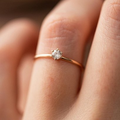 Заручальна золота каблучка з діамантом 227892421 №4