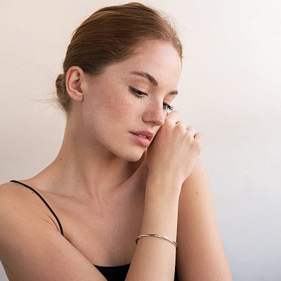 Жесткий золотой браслет б04785 №3