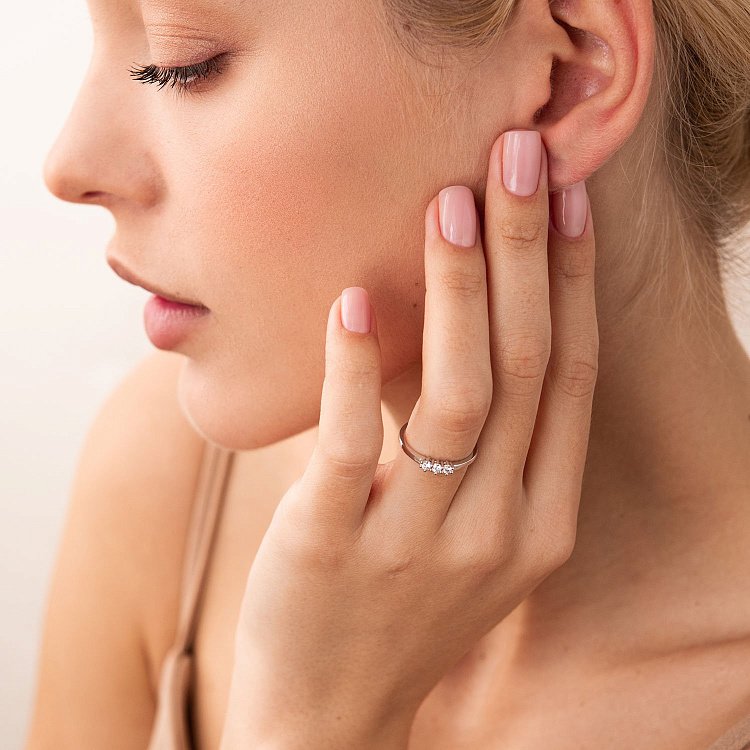 Золота каблучка з діамантами кб0359y від ювелірного магазину Онікс - 1