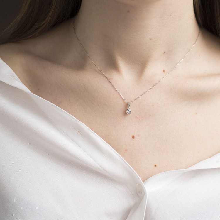 Срібний кулон (фіаніт) 132783 від ювелірного магазину Онікс - 2