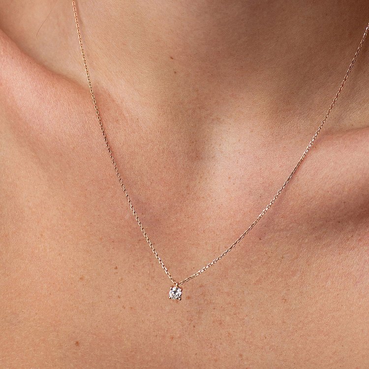 Золотое колье с одним камнем (бриллиант) колб0113di от ювелирного магазина Оникс - 1