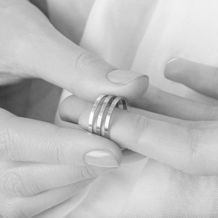 ﻿Срібна тонка каблучка з гравіюванням 112187 від ювелірного магазину Онікс - 5