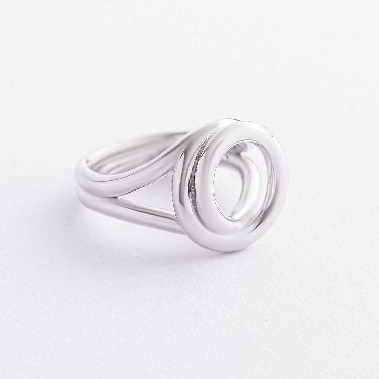 Серебряное кольцо "Круговорот" 7515 от ювелирного магазина Оникс