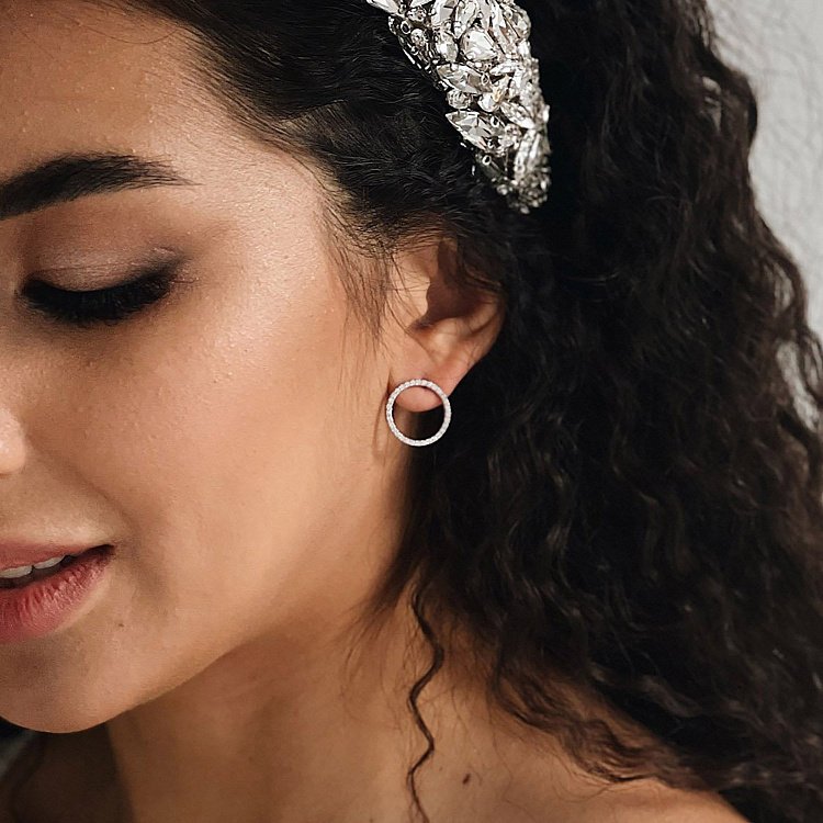 Серебряные серьги - пусеты "Круговорот" с фианитами 122898 - 7 Серебряные серьги - пусеты "Круговорот" с фианитами 122898 от ювелирного магазина Оникс - 7