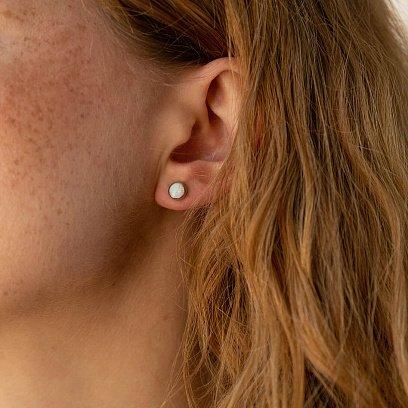 Золоті сережки-пусети "Сяйво" (синт. опал) 6 мм с05474 №2