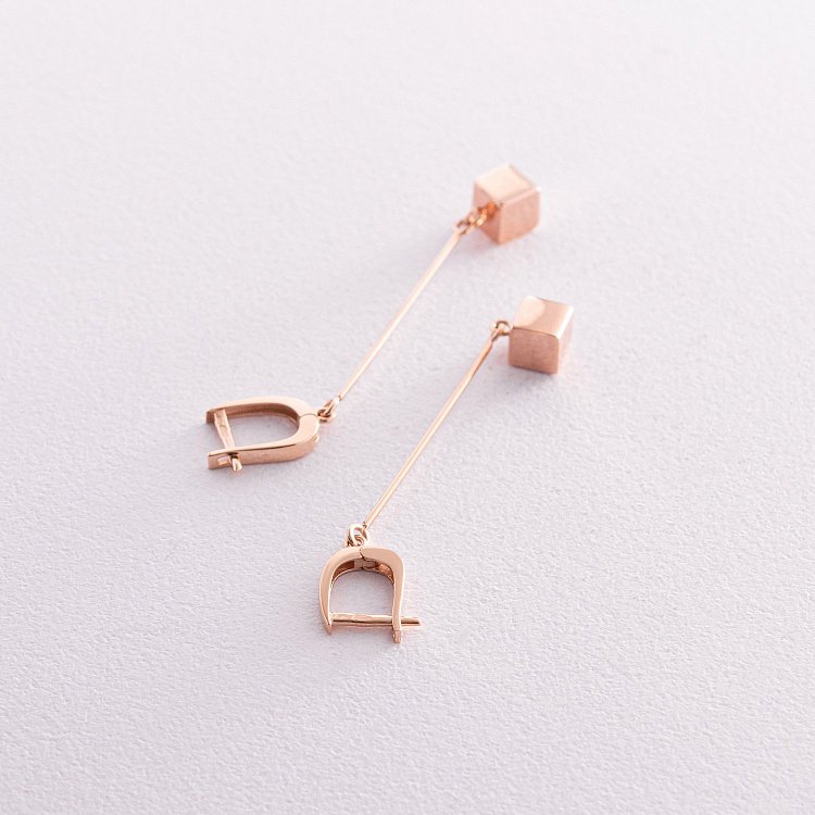 Золотые серьги "Кубики" с05653 от ювелирного магазина Оникс - 2