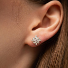 Золотые серьги - пусеты "Цветочки" с бриллиантами сб0563sm от ювелирного магазина Оникс - 3