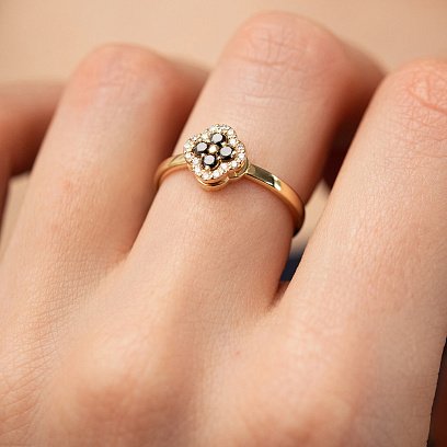 Золота каблучка "Конюшина" з діамантами 233973122 №6