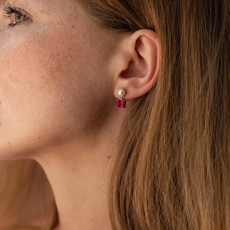 Золоті сережки - пусети "Альма" (рожеві фіаніти, перли) с08252 від ювелірного магазину Онікс - 5