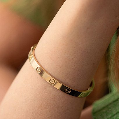 Жесткий браслет "Love" в желтом золоте б05445 №4