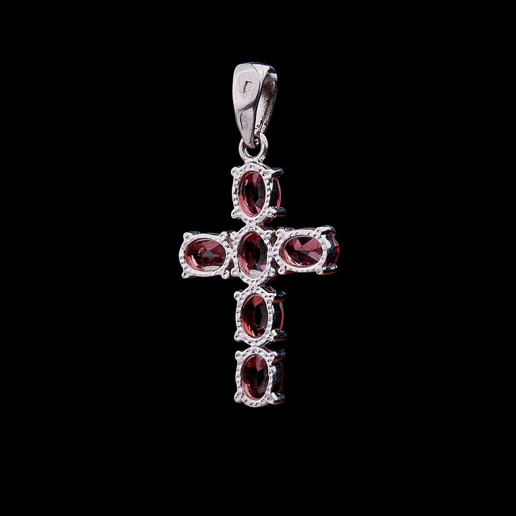 Срібний хрестик зі спессартином 131893 від ювелірного магазину Онікс - 2