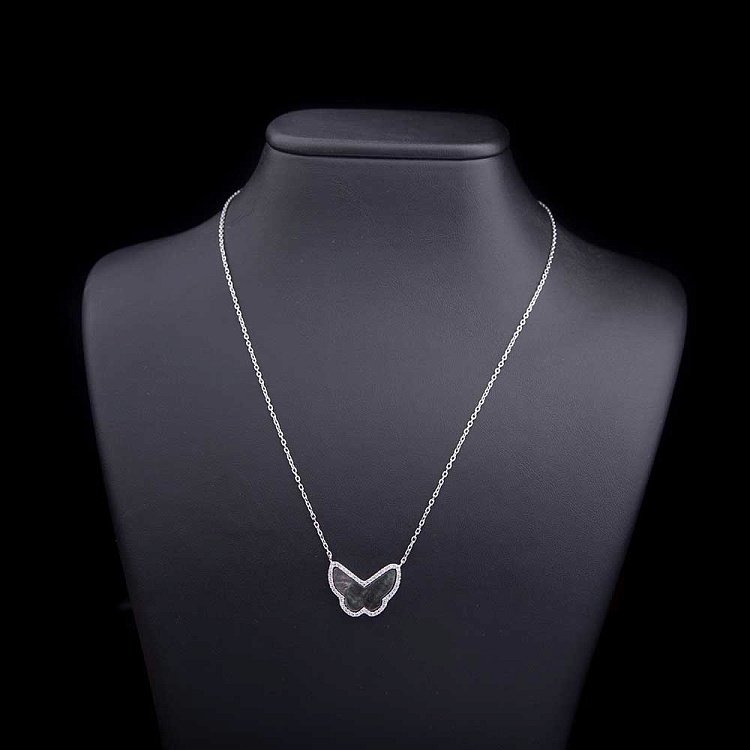 Срібне кольє "Метелик" з фіанітами і перламутром 18336 від ювелірного магазину Онікс - 1