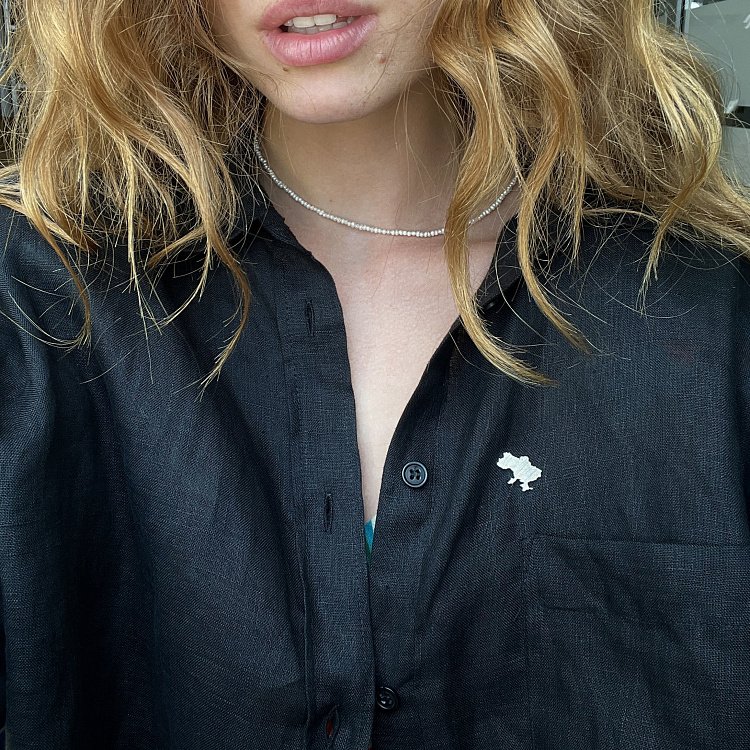 Срібна шпилька "Україна" (матова) 20053 від ювелірного магазину Онікс - 2