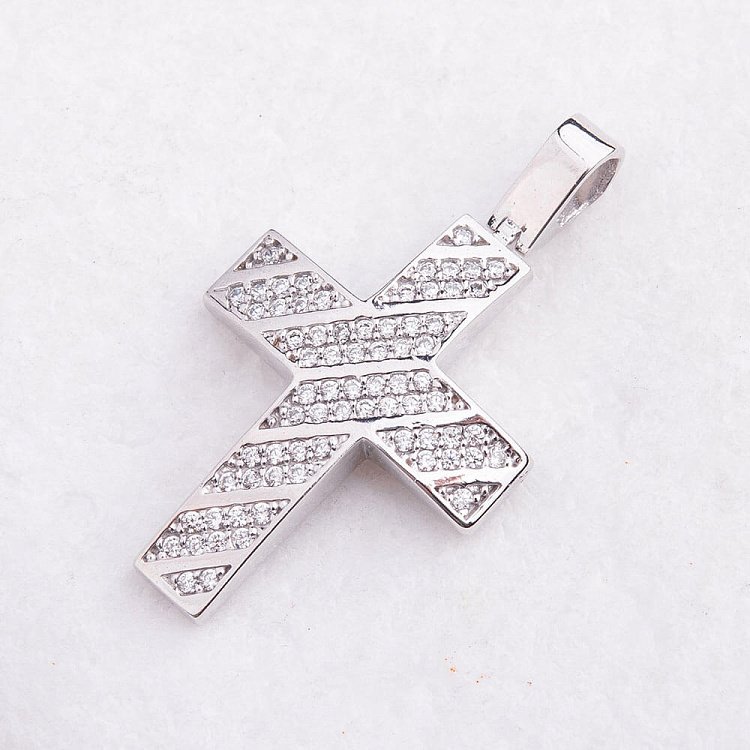 Золотой крест с фианитами п02202 от ювелирного магазина Оникс - 1