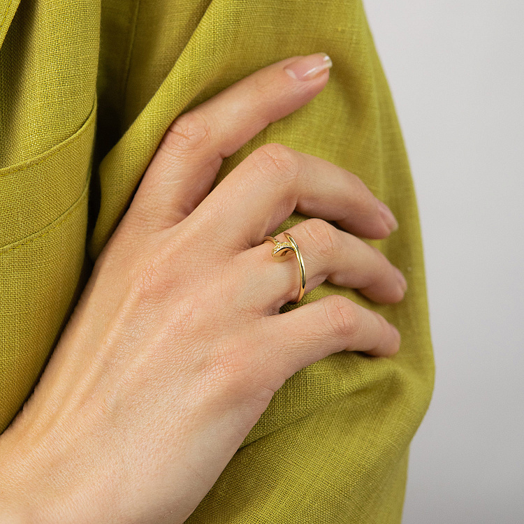 Кольцо "Гвоздь" в желтом золоте (фианиты) к08173 от ювелирного магазина Оникс - 3