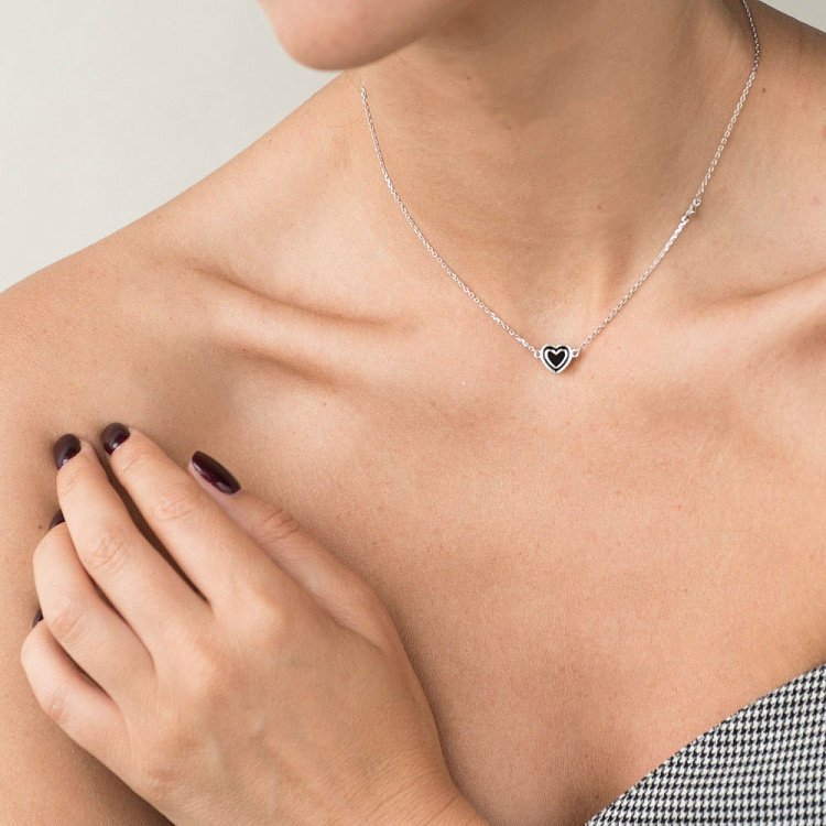 Срібне кольє "Сердечко" (емаль, фіаніти) 18647 від ювелірного магазину Онікс - 4