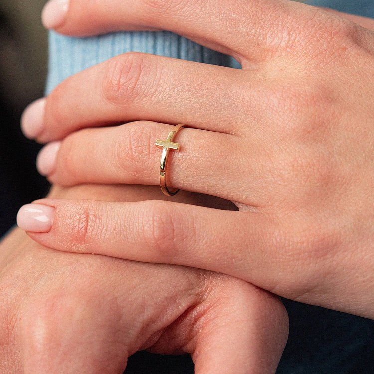 Кольцо "Крестик" в желтом золоте к07204 от ювелирного магазина Оникс - 5