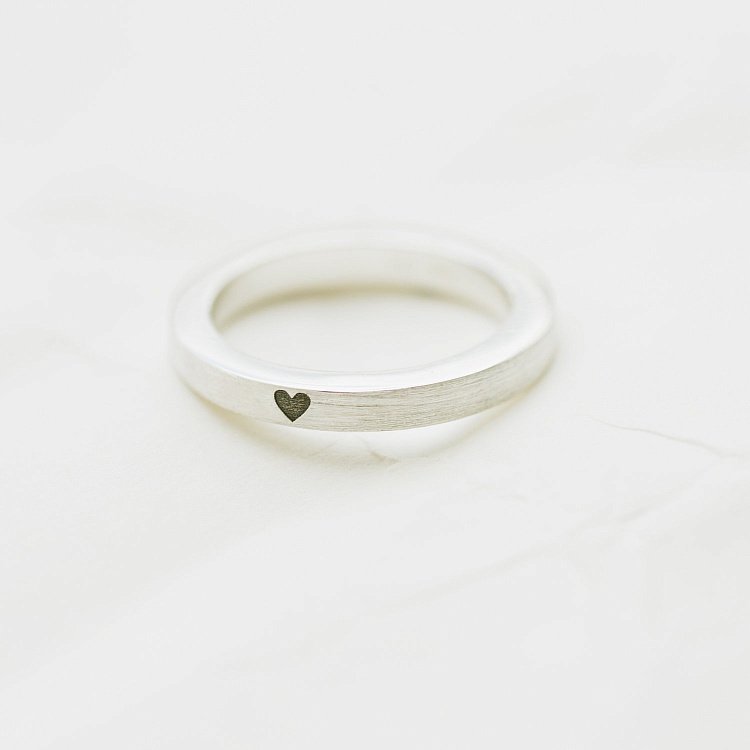 Срібна каблучка "Серце" 112125с - 8 Срібна каблучка "Серце" 112125с від ювелірного магазину Онікс - 8