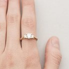 Золотое помолвочное кольцо с фианитами к05886 от ювелирного магазина Оникс - 4